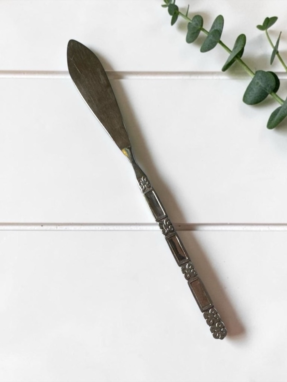 Oneida Community Madrid Stainless Steel Butter Knife No Black Accent